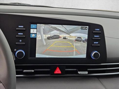 New 2026 Hyundai Elantra SEL Sport FWD image 18