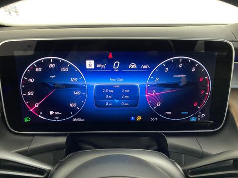 Used 2026 Mercedes-Benz GLC 300 4MATIC image 19