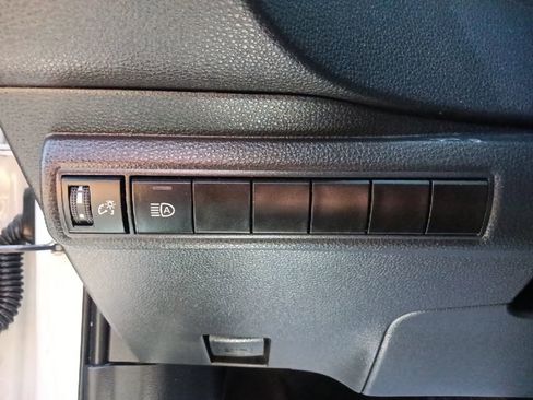 Used 2023 Toyota Corolla LE FWD image 17