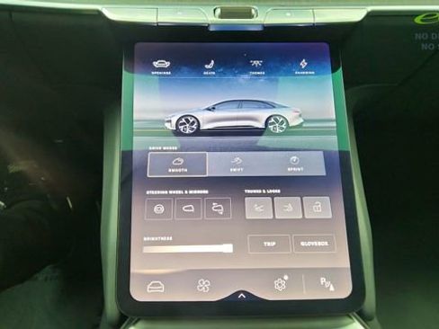 Used 2024 Lucid Air Pure RWD image 47