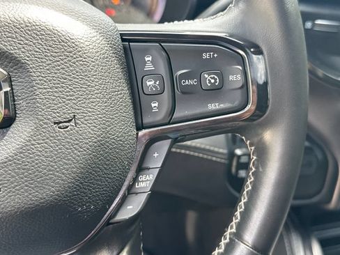 Used 2024 RAM 3500 Limited AWD/4WD image 32