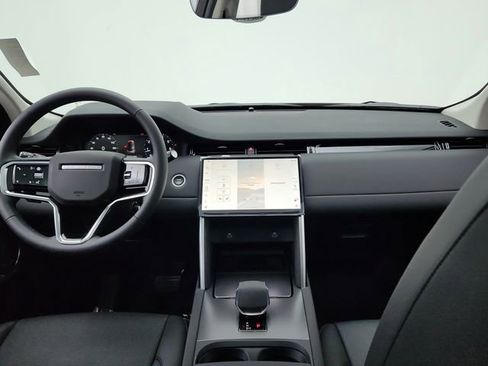 Certified 2025 Land Rover Discovery Sport S image 33