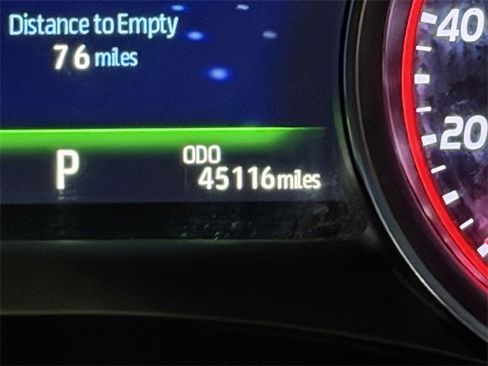 Used 2018 Toyota Camry XSE image 30