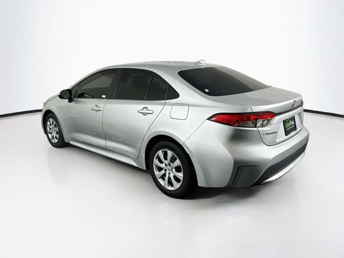Used 2020 Toyota Corolla LE FWD image 5
