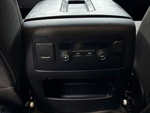 Used 2017 Chevrolet Tahoe LS w/ All-Season Package RWD image 11