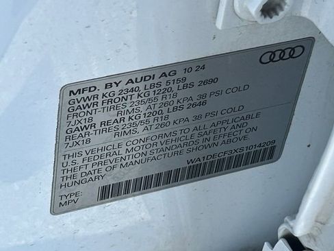 Used 2025 Audi Q3 2.0T Premium image 39