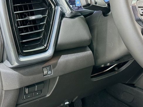 New 2026 GMC Canyon Elevation image 10