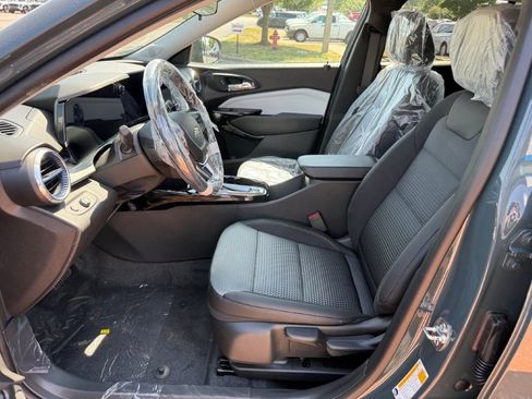 New 2026 Chevrolet Trax LT FWD image 10