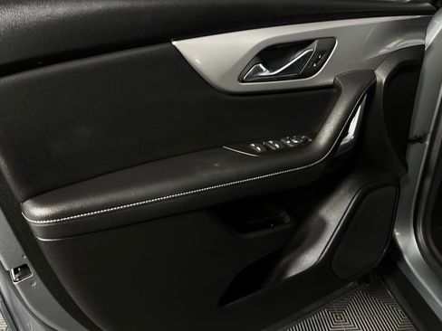 Used 2025 Chevrolet Blazer LT image 25