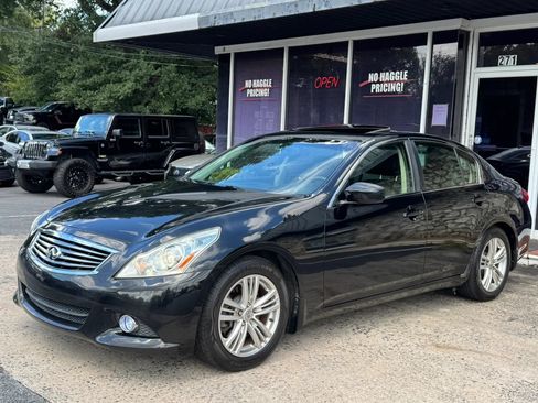 Used 2013 INFINITI G37 Journey w/ Premium Pkg RWD image 3