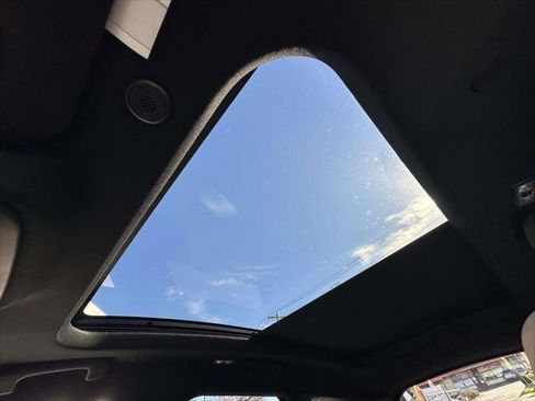 Used 2022 Lincoln Corsair Reserve w/ Elements Package image 29