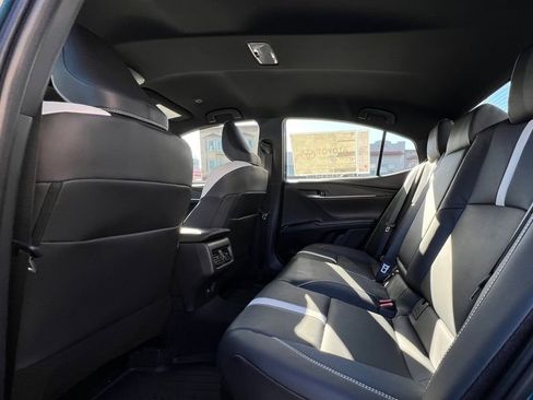 New 2026 Toyota Camry SE image 18