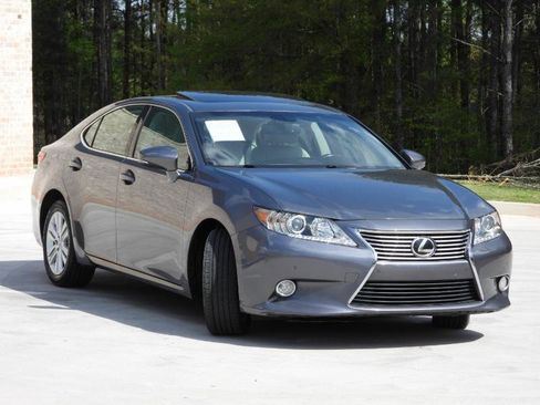 Used 2013 Lexus ES 350 Premium w/ Premium Pkg image 5