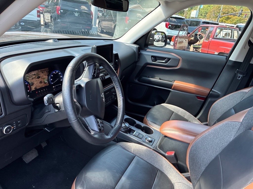 Used 2022 Ford Bronco Sport Outer Banks w/ Tech Package AWD/4WD image 8
