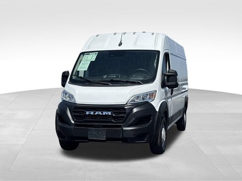 Used 2023 RAM ProMaster 2500 FWD image 4