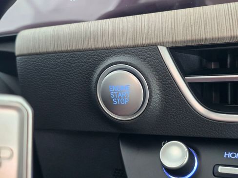 New 2025 Hyundai Sonata Limited image 28