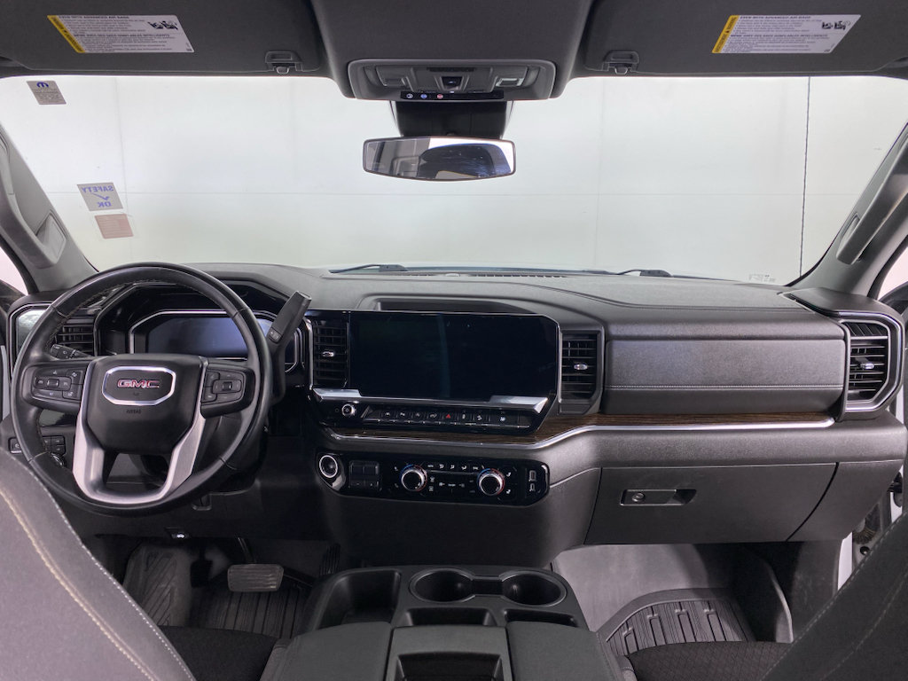 Used 2024 GMC Sierra 1500 SLE w/ Preferred Package AWD/4WD image 20
