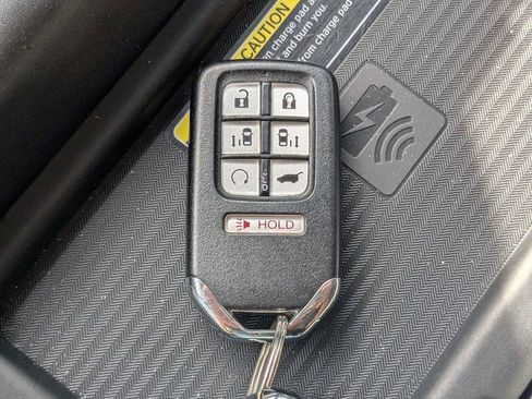 Used 2024 Honda Odyssey Elite image 31