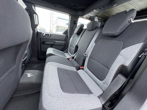 Used 2023 Ford Bronco 4-Door w/ Sasquatch Package image 12