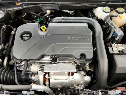 Used 2023 Chevrolet Malibu LT FWD image 22