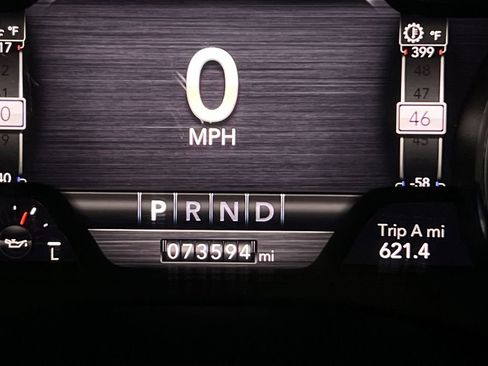 Used 2022 RAM 2500 Laramie w/ Chrome Appearance Group AWD/4WD image 17