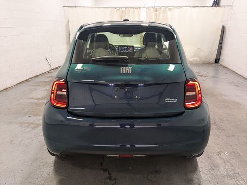 New 2025 FIAT 500 e w/ Quick Order Package 21B Icona image 5