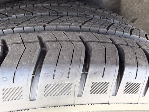 New 2026 Cadillac Lyriq Luxury AWD/4WD image 31