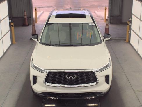 Certified 2025 INFINITI QX60 Pure image 2