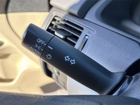 Used 2014 Honda Accord Base image 29