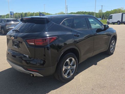Used 2025 Chevrolet Blazer LT AWD/4WD image 6