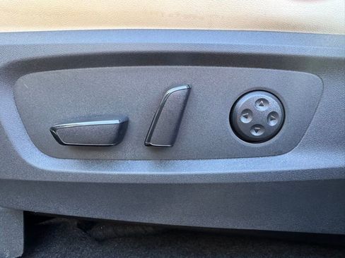 Used 2024 INFINITI QX60 Luxe image 11