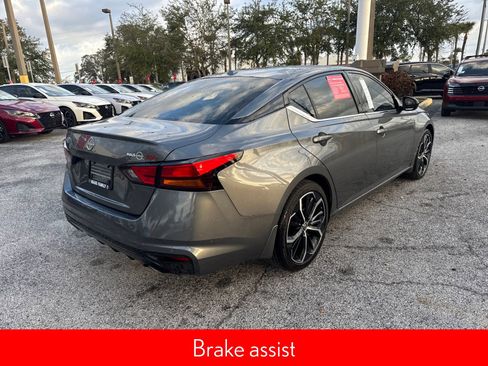 Certified 2025 Nissan Altima 2.5 SR image 5