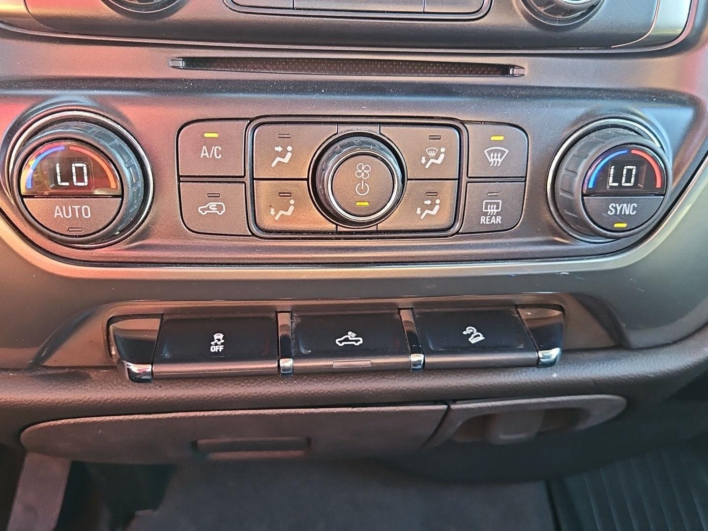 Used 2018 Chevrolet Silverado 1500 LT w/ All Star Edition AWD/4WD image 25