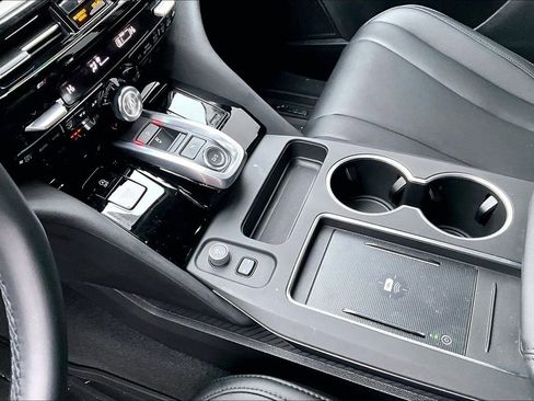 Used 2025 Acura MDX SH-AWD image 18