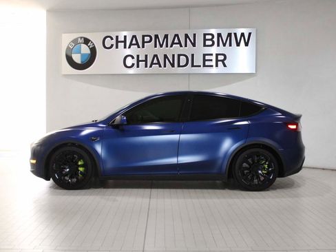 Used 2020 Tesla Model Y Long Range image 3
