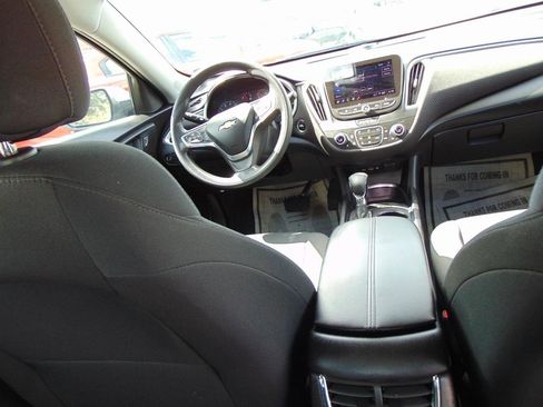 Used 2023 Chevrolet Malibu LT image 14