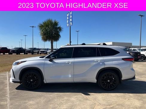 Used 2023 Toyota Highlander L image 4