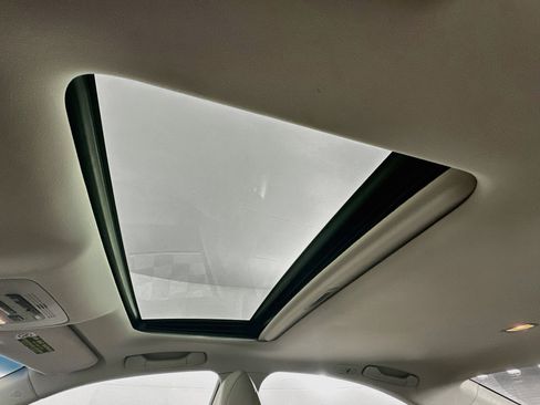 Used 2012 Lexus ES 350 FWD image 25