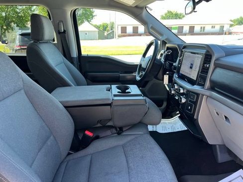 Used 2025 Ford F150 XLT w/ Equipment Group 301A Standard AWD/4WD image 16
