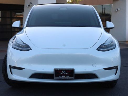 Used 2021 Tesla Model Y Long Range AWD/4WD image 7