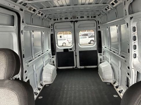 Used 2023 RAM ProMaster 2500 FWD image 39