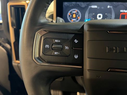 Used 2025 GMC Hummer EV 3X w/ LPO, Sport Package AWD/4WD image 13