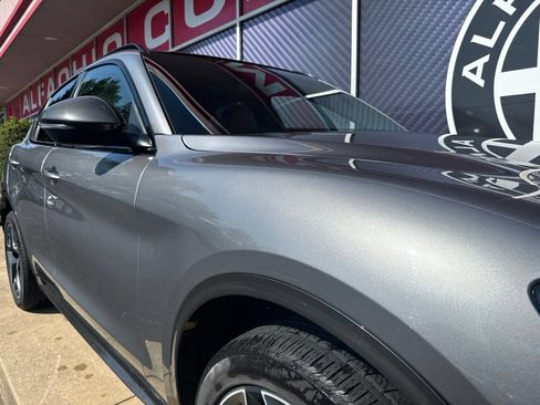 Used 2020 Alfa Romeo Stelvio Ti Sport AWD/4WD image 2