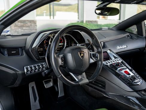 Used 2013 Lamborghini Aventador LP 700-4 image 16