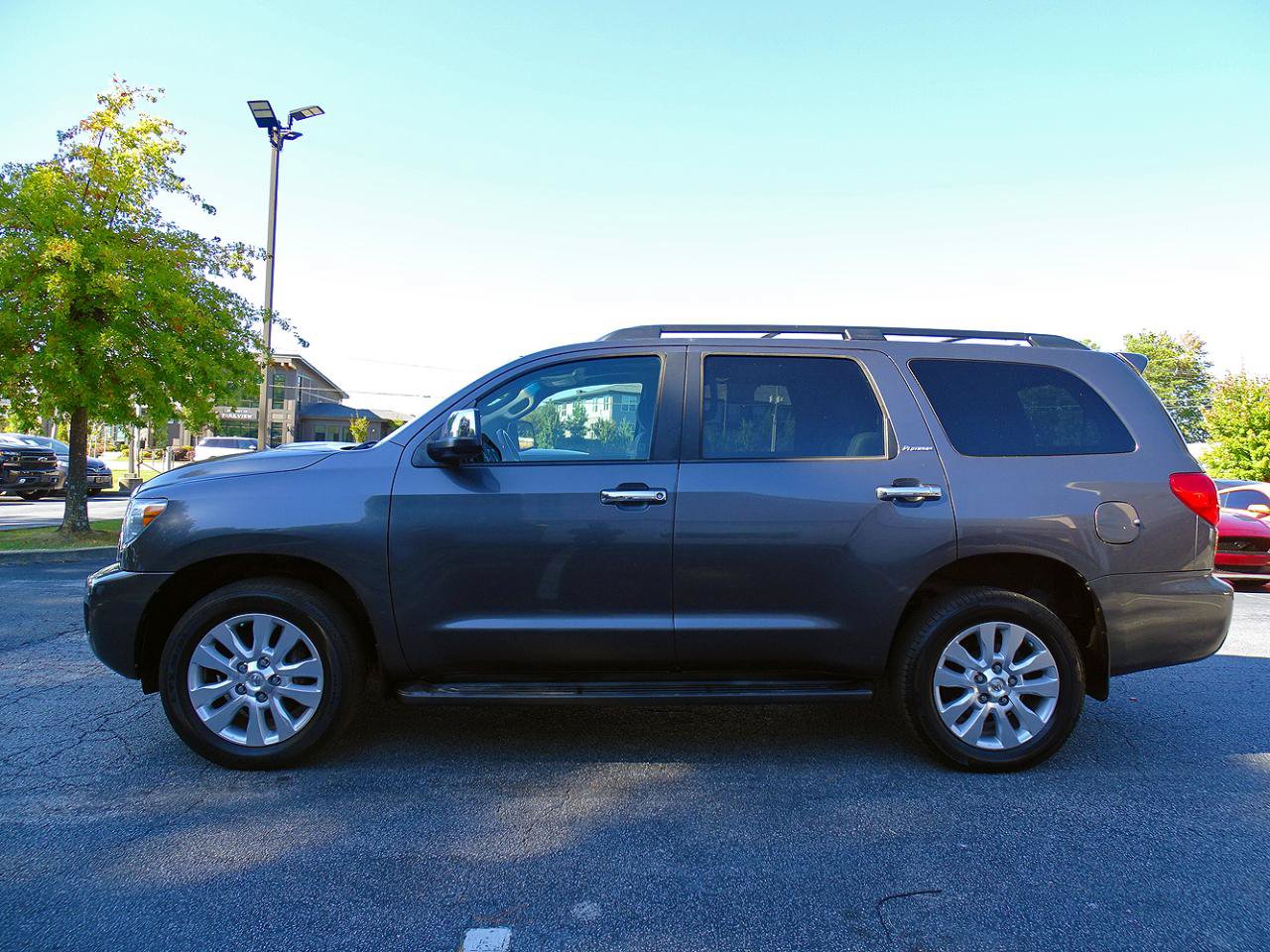 Used 2013 Toyota Sequoia Platinum RWD image 4