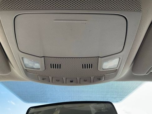 Used 2016 Ford Fusion SE FWD image 16