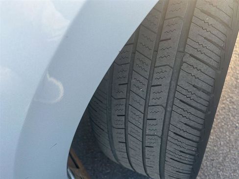 Used 2023 Nissan Versa S w/ S Plus Package image 13