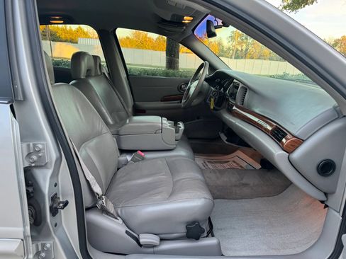 Used 2002 Buick Le Sabre Custom w/ Luxury Pkg FWD image 34
