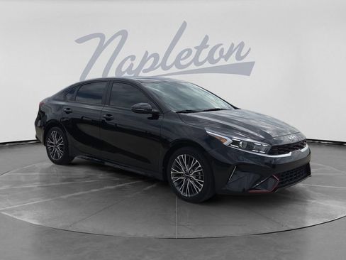 Used 2023 Kia Forte GT-Line FWD image 3