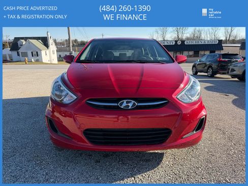 Used 2015 Hyundai Accent GS image 2
